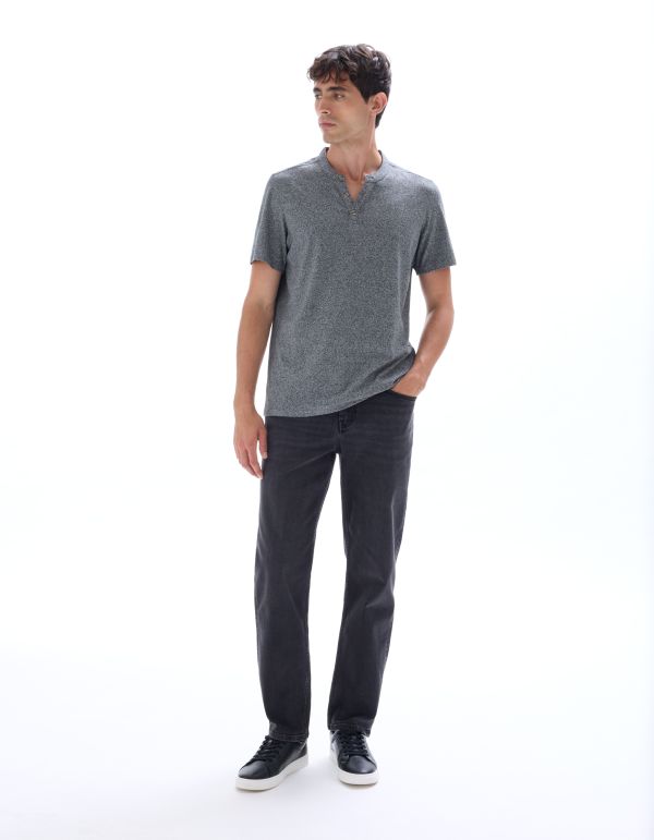 T-shirt regular col tunisien coton mélangé - blanc et noir