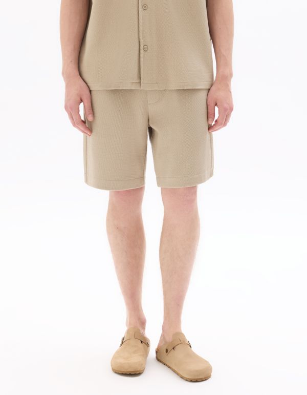 Bermuda regular effet texturé - taupe