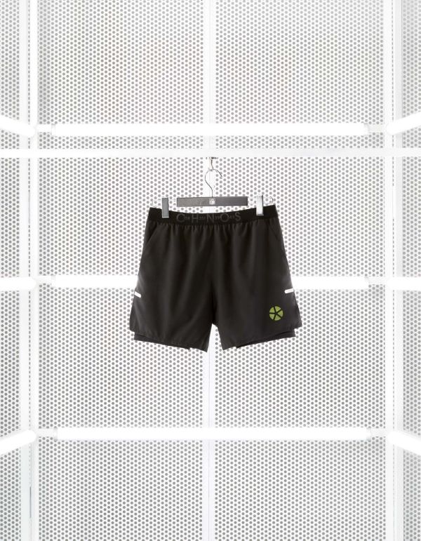 Short sport avec cuissard intégré