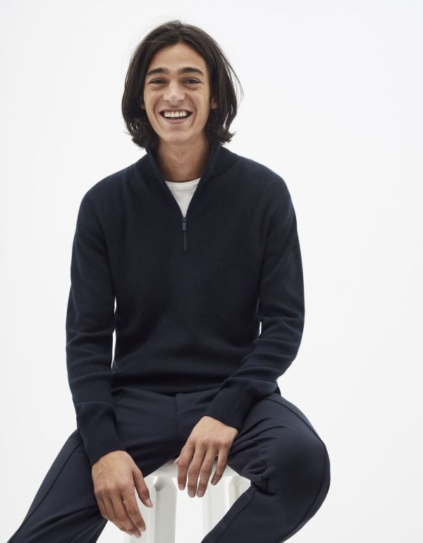 Pull col montant zippé soft touch