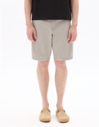 B.01 Bermuda chino en coton stretch - gris clair