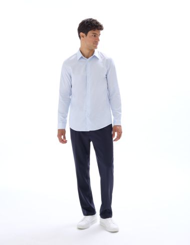 Chemise regular à fines rayures - bleu clair