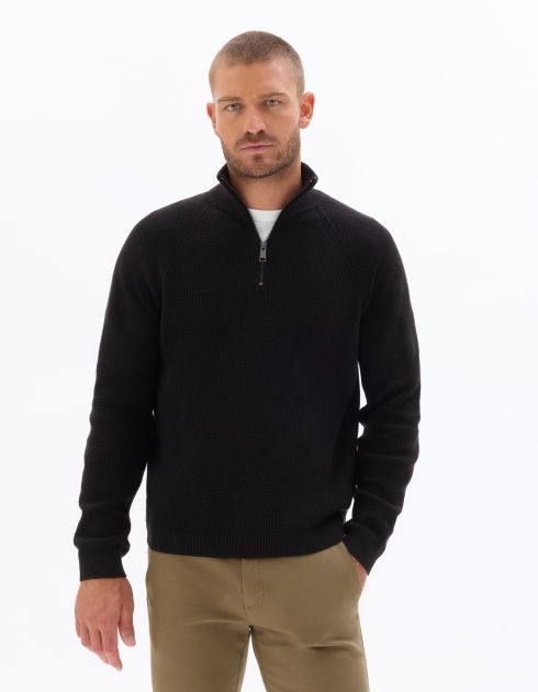 Pull col zippé effet gaufré - noir